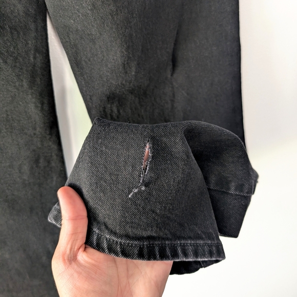 Guess Women's Amaya Straight Leg Black Jeans with Black Leather Applique~Size 27 - Picture 9 of 9